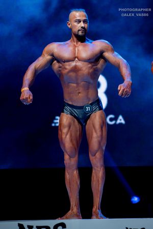 CLASSIC PHYSIQUE 178